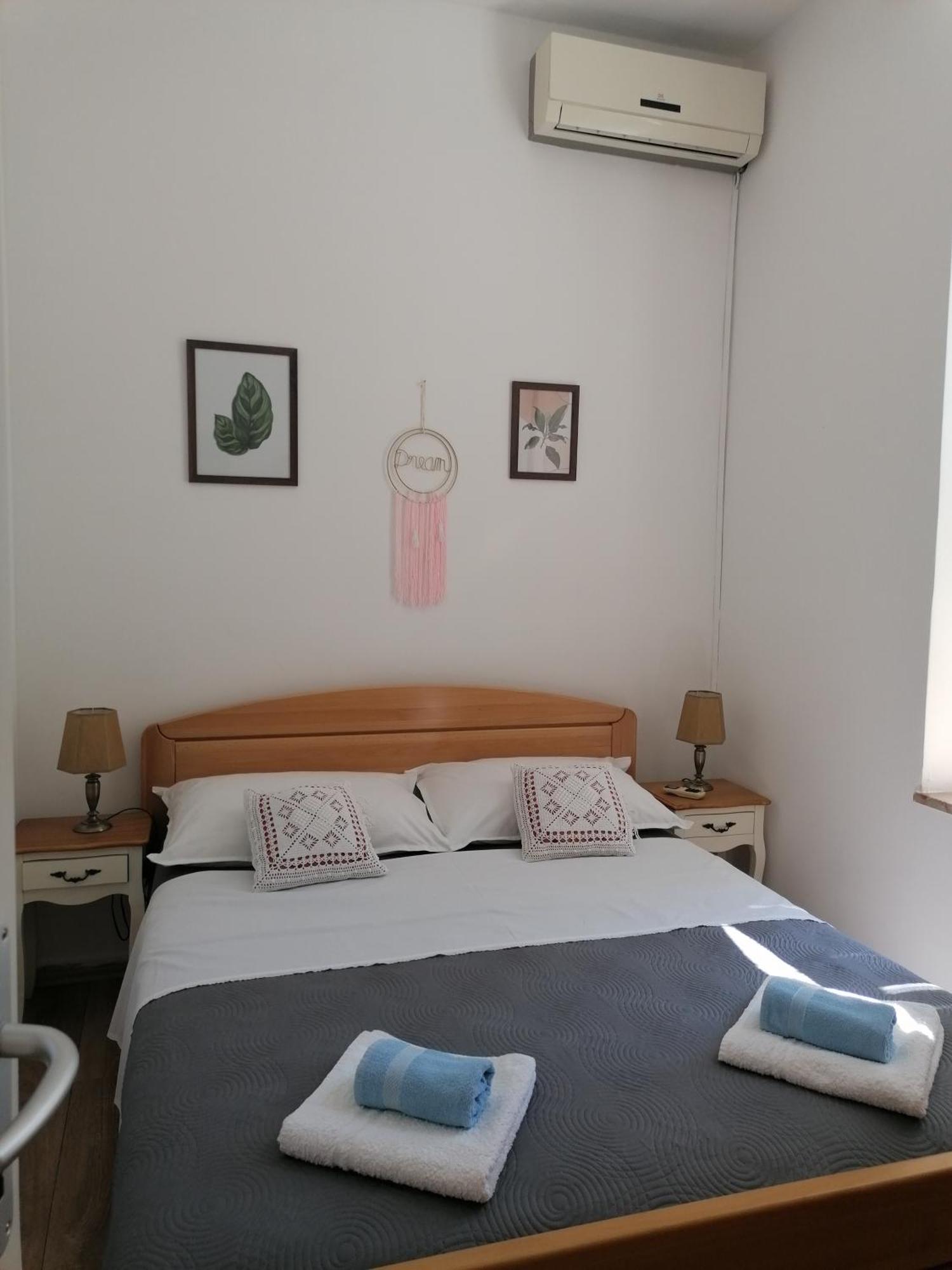 Апартаменты Apartman Kata Сплит Номер фото